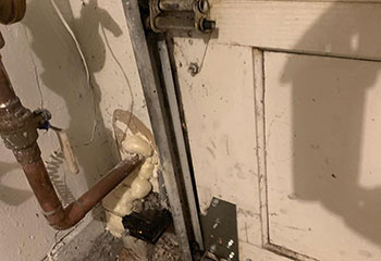 Garage Door Troubleshooting - Elwood